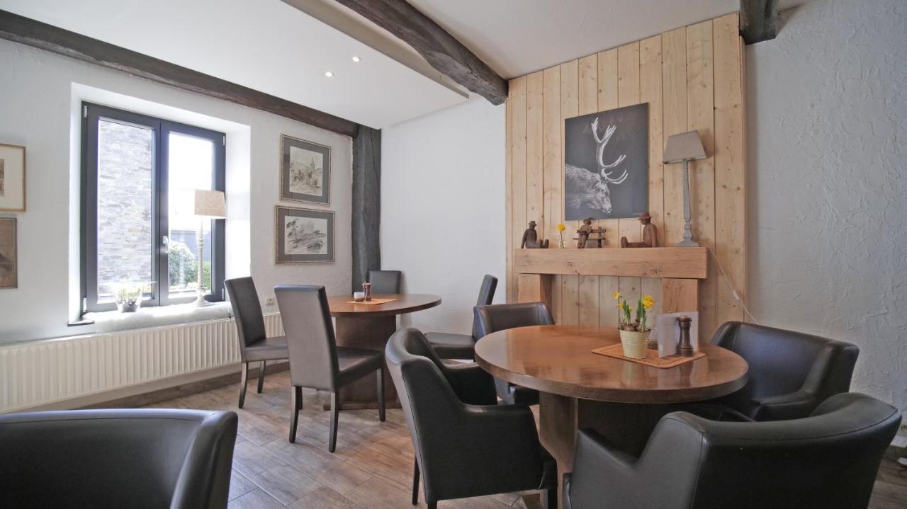 Auberge La Hutte Lurette Paliseul Екстер'єр фото