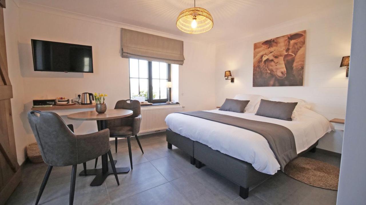 Auberge La Hutte Lurette Paliseul Екстер'єр фото